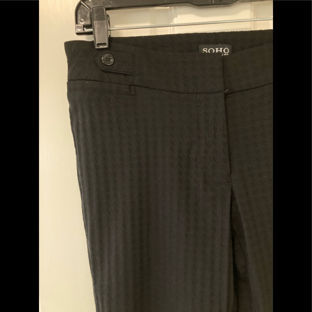 SOHO apparel LTD woman’s pants black size 8P - Picture 3 of 4
